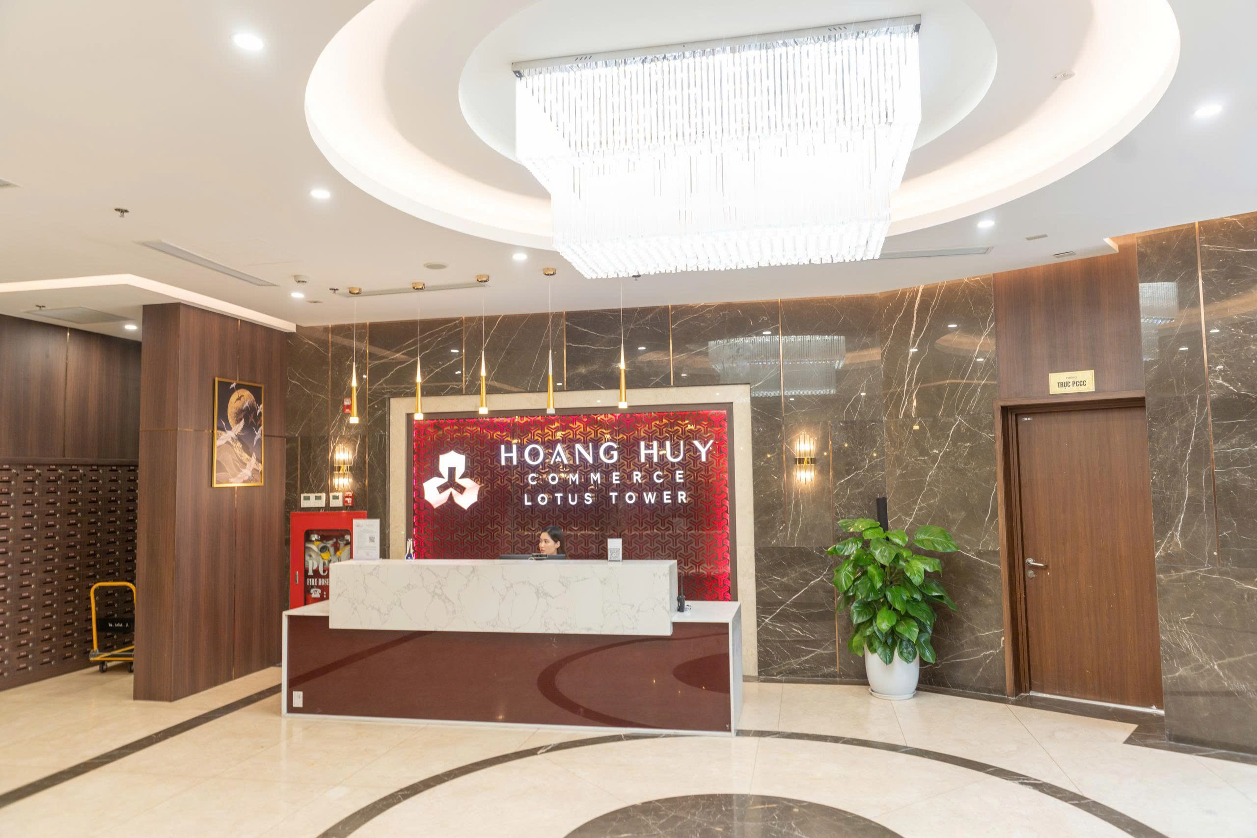 HOANG HUY COMMERCE 1